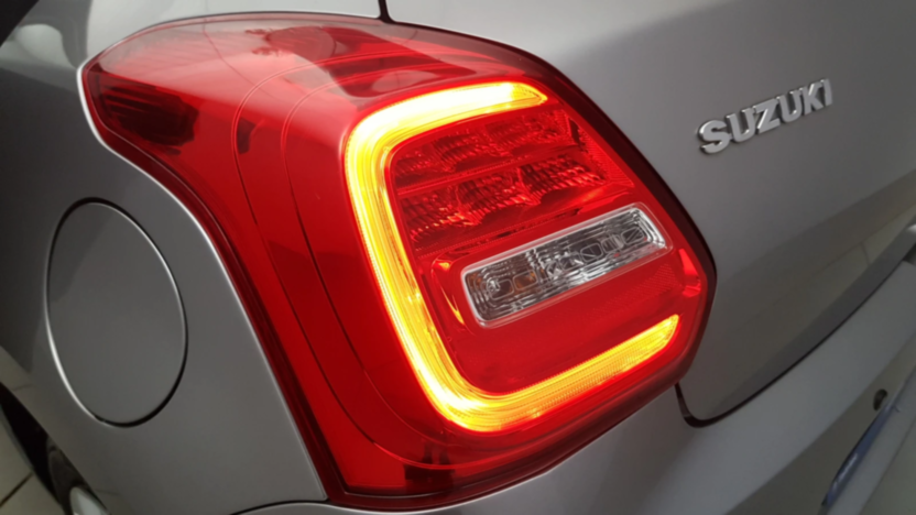 SUZUKI Swift Swift 1.2 Dualjet SHVS Premium CVT