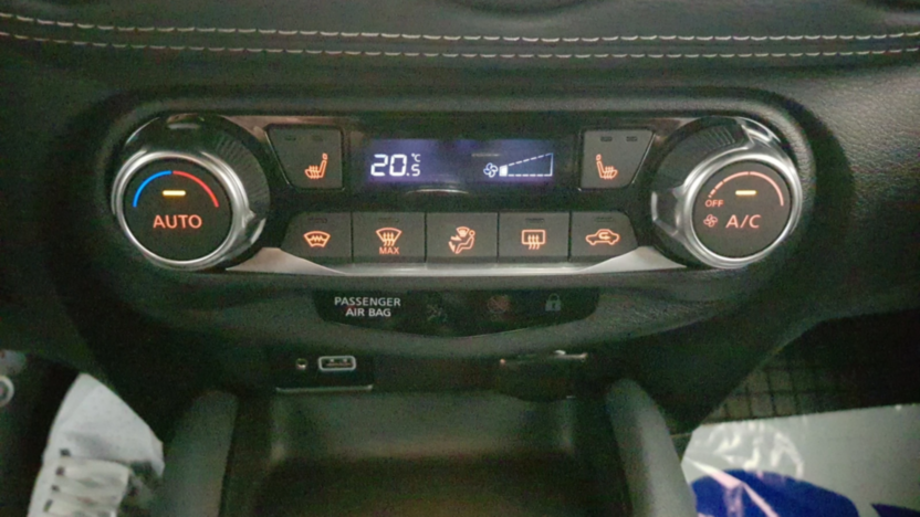 NISSAN Juke Juke 1.0 DIG-T N-Connecta