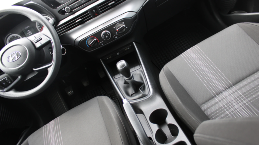 HYUNDAI i20 i20 1.2 Pure