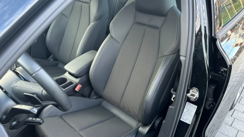 AUDI A3 A3 30 TDI S Line S tronic