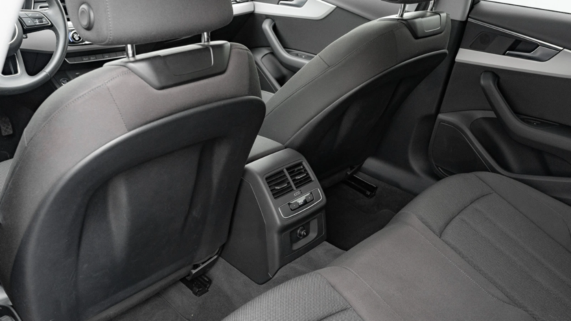 AUDI A4 A4 35 TFSI mHEV S Line S tronic