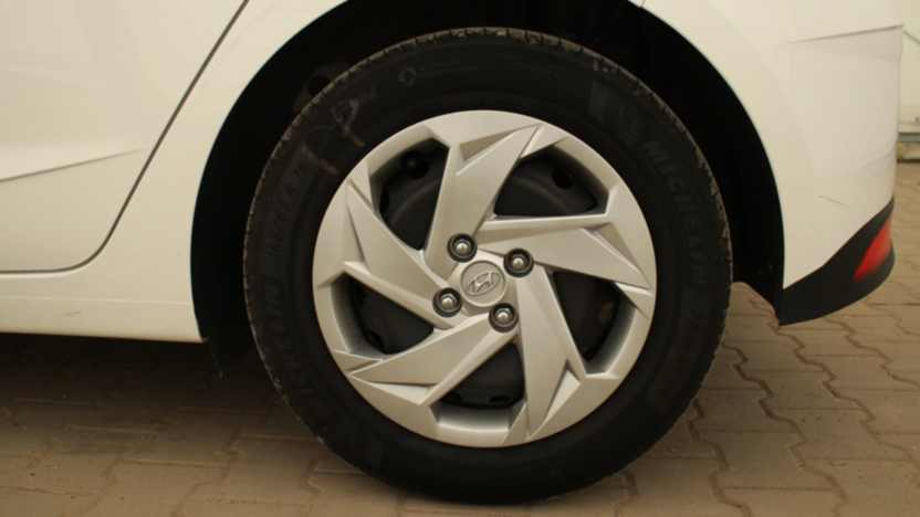 HYUNDAI i20 i20 1.2 Pure