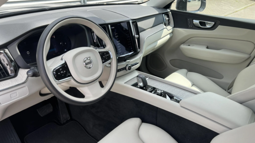 VOLVO XC60 XC60 B4 B Plus Bright aut