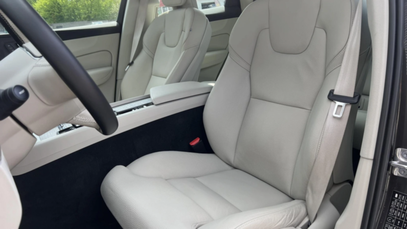 VOLVO XC60 XC60 B4 B Plus Bright aut