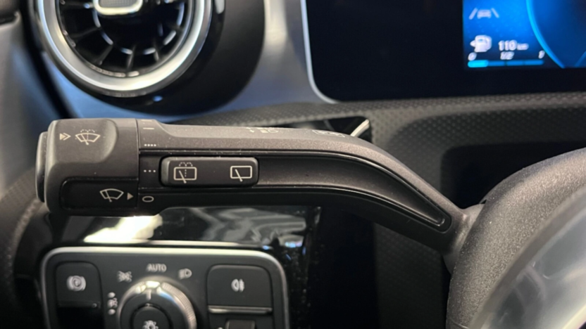 MERCEDES-BENZ CLA CLA 200 AMG Line 7G-DCT