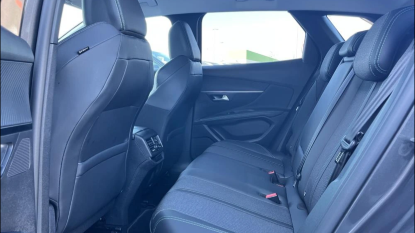 PEUGEOT 3008 3008 1.5 BlueHDi Allure S&S EAT8