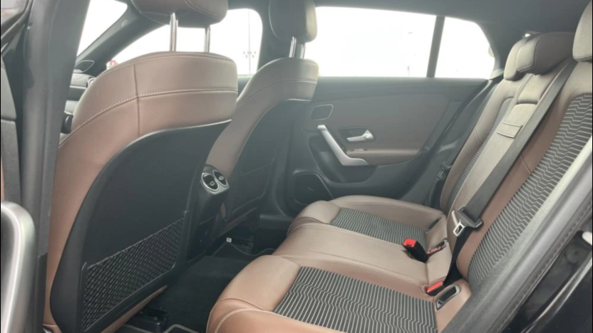 MERCEDES-BENZ CLA CLA 200 d Edition 1 8G-DCT