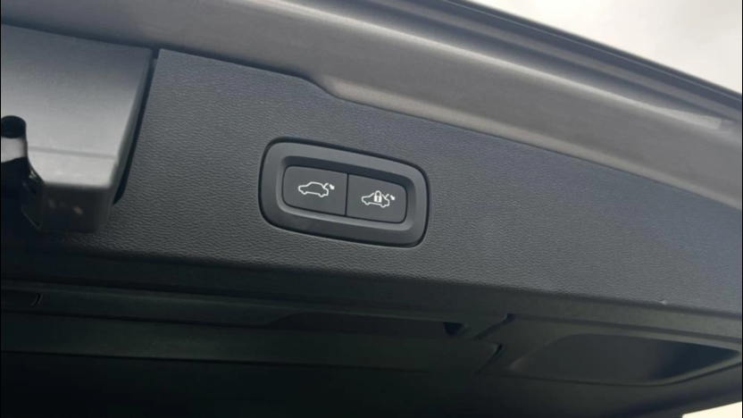 VOLVO V60 V60 B4 D Momentum Pro aut