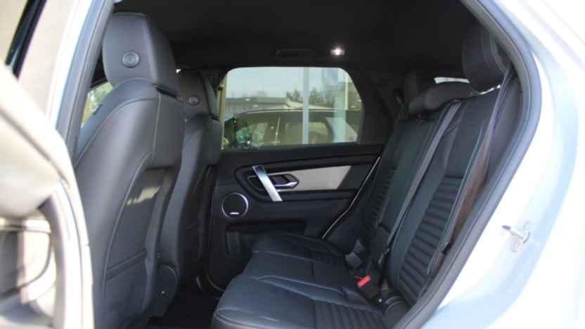 LAND ROVER Discovery Sport Discovery Sport 2.0 D200 mHEV Dynamic SE aut Nowy