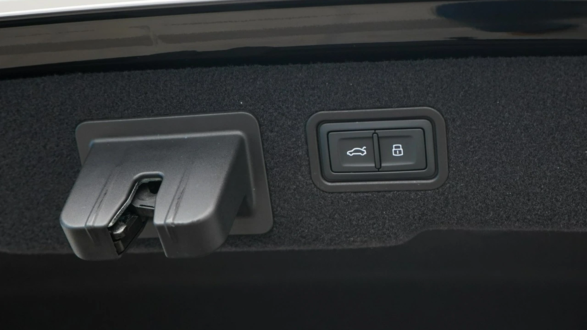 AUDI A8 A8 50 TDI mHEV Quattro Tiptr.