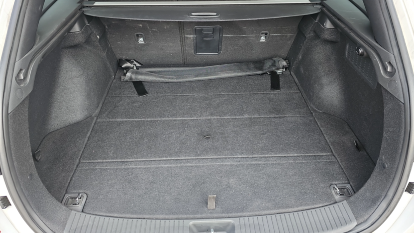 HYUNDAI i30 i30 1.5 T-GDI 48V Smart DCT