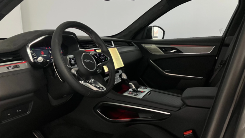 JAGUAR F-Pace F-Pace 5.0 V8 P550 AWD SVR