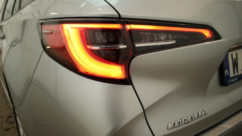 TOYOTA Corolla Corolla 2.0 Hybrid Comfort