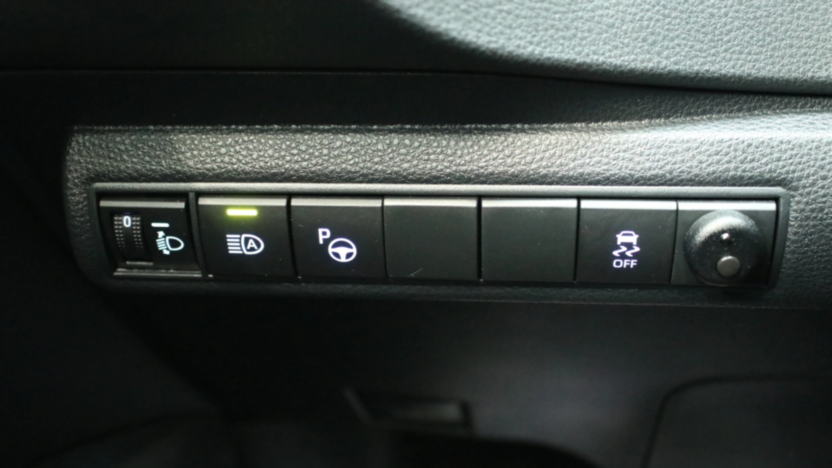 TOYOTA Corolla Corolla 2.0 Hybrid Comfort