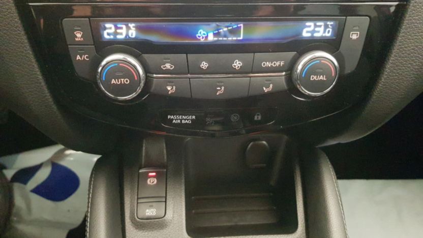 NISSAN Qashqai Qashqai 1.3 DIG-T N-Connecta EU6d