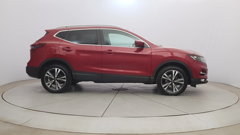 NISSAN Qashqai Qashqai 1.3 DIG-T N-Connecta EU6d