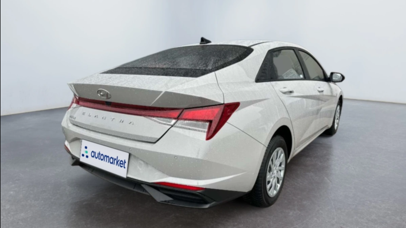 HYUNDAI Elantra Elantra 1.6 Modern