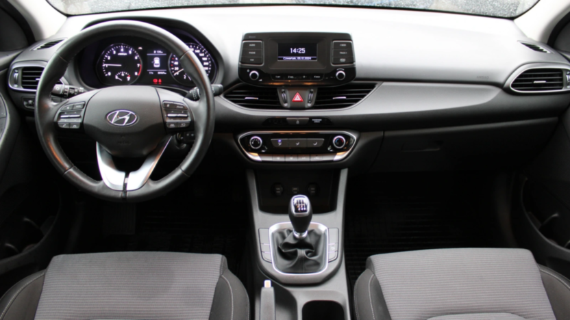 HYUNDAI i30 i30 1.0 T-GDI Classic +