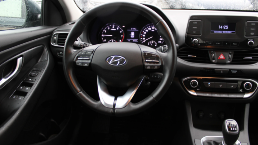 HYUNDAI i30 i30 1.0 T-GDI Classic +