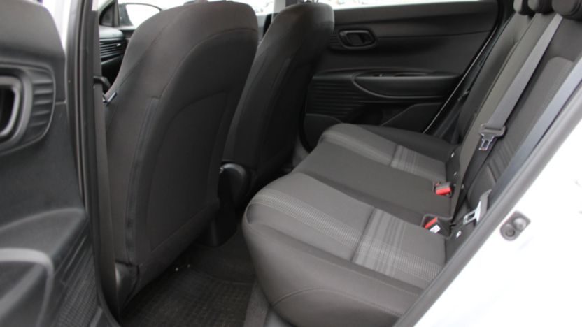HYUNDAI i20 i20 1.2 Pure