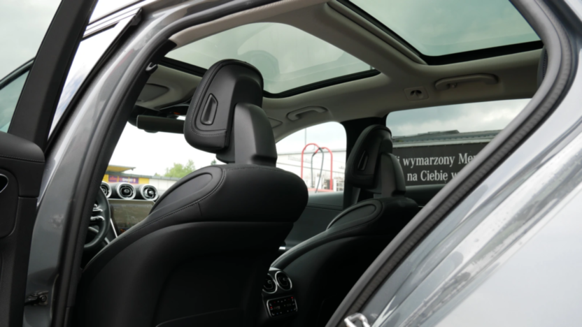 MERCEDES-BENZ C Klasa C 200 mHEV 4-Matic AMG