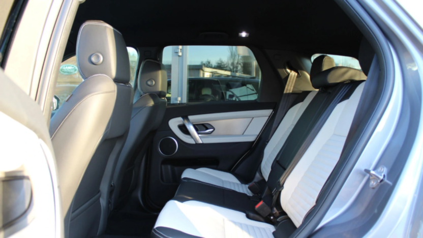 LAND ROVER Discovery Sport Discovery Sport 2.0 D200 mHEV R-Dynamic S aut