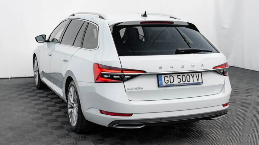 SKODA Superb Superb 2.0 TDI SCR L&K DSG