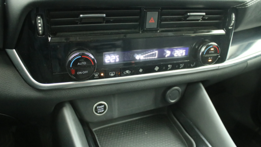 NISSAN Qashqai Qashqai 1.3 DIG-T mHEV N-Connecta Xtronic