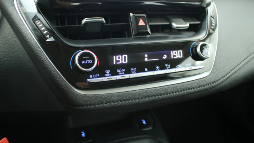 TOYOTA Corolla Corolla 1.5 Comfort
