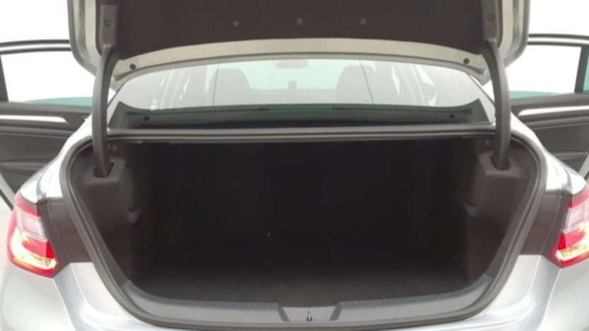 RENAULT Megane Megane 1.3 TCe Intens EDC