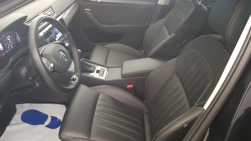 SKODA Superb Superb 2.0 TDI SCR Style DSG