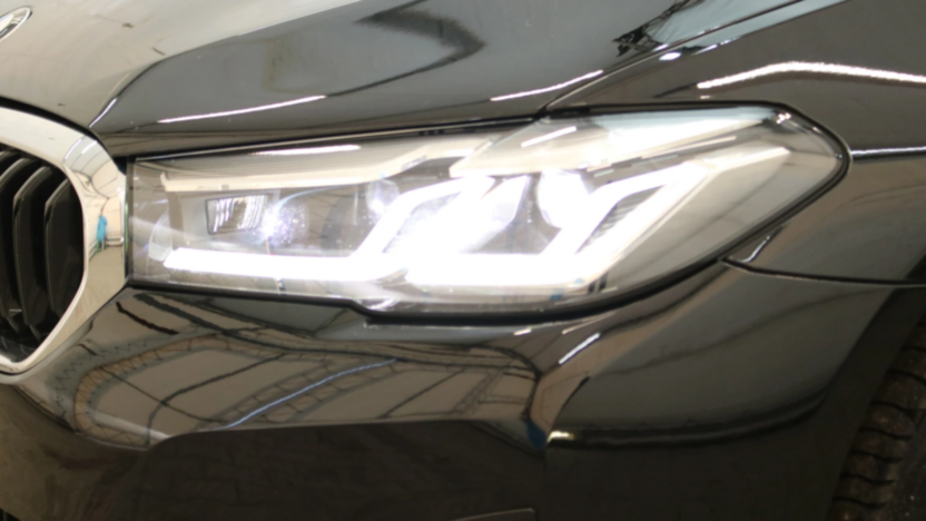 BMW Seria 5 520i mHEV aut