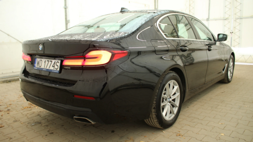 BMW Seria 5 520i mHEV aut