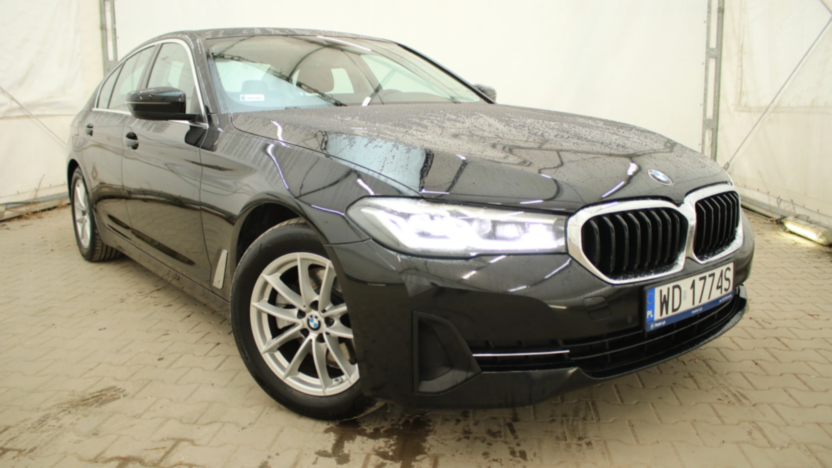 BMW Seria 5 520i mHEV aut