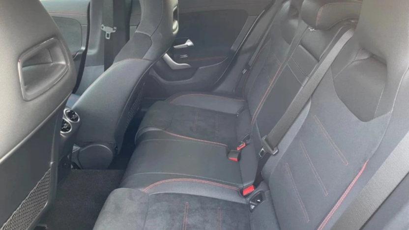 MERCEDES-BENZ CLA CLA 200 AMG Line 7G-DCT