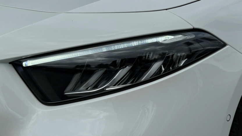 MERCEDES-BENZ A Klasa A 200 AMG Line 7G-DCT