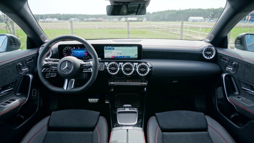 MERCEDES-BENZ CLA CLA 200 AMG Line 7G-DCT Nowy
