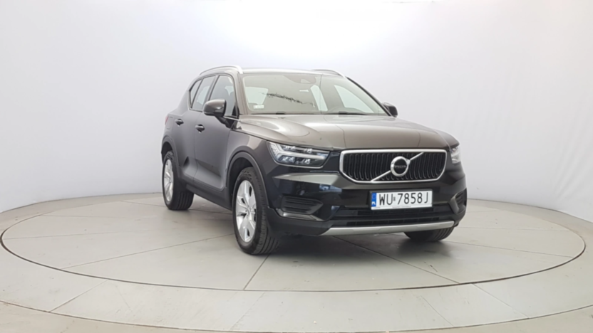 VOLVO XC40 XC40 T3 Momentum aut