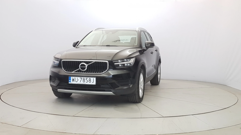VOLVO XC40 XC40 T3 Momentum aut