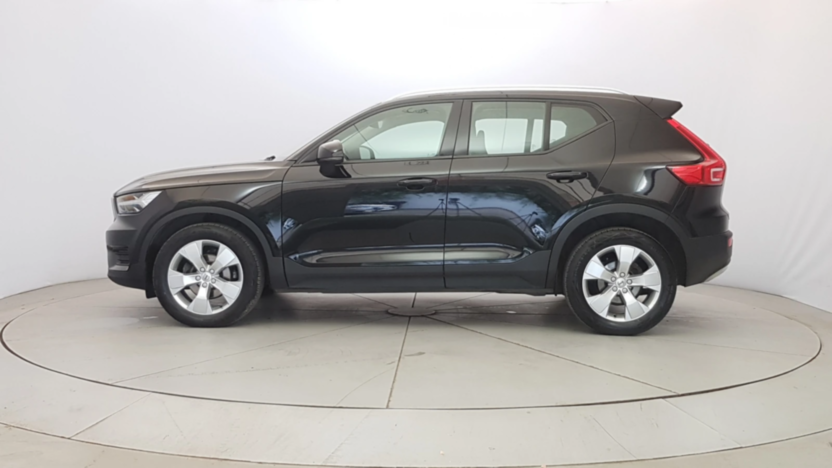 VOLVO XC40 XC40 T3 Momentum aut