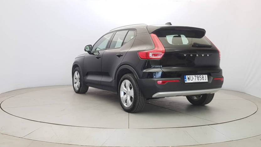 VOLVO XC40 XC40 T3 Momentum aut