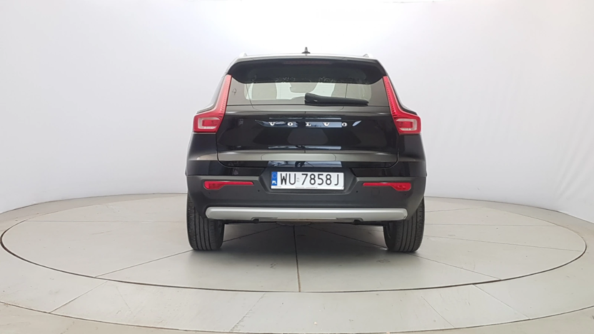 VOLVO XC40 XC40 T3 Momentum aut