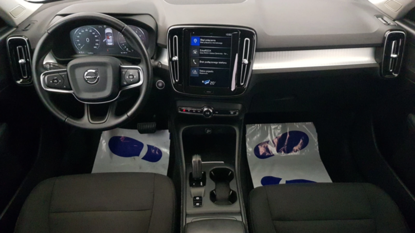 VOLVO XC40 XC40 T3 Momentum aut