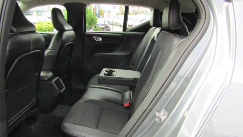 VOLVO XC40 XC40 T4 Momentum aut
