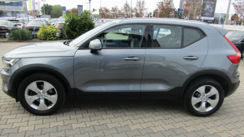 VOLVO XC40 XC40 T4 Momentum aut