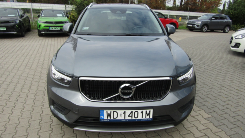 VOLVO XC40 XC40 T4 Momentum aut