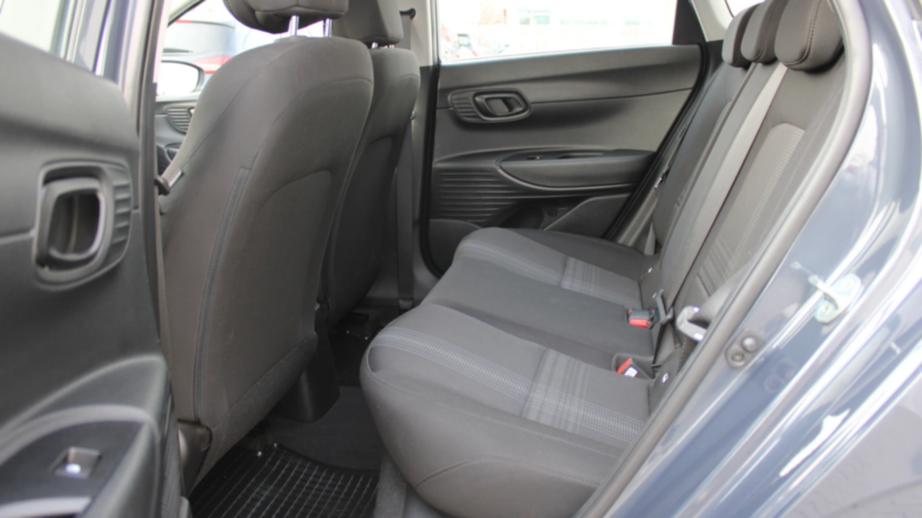 HYUNDAI i20 i20 1.2 Pure