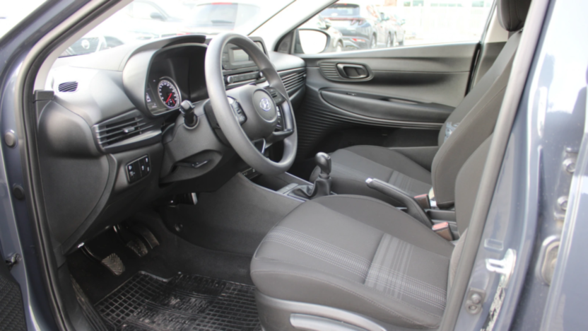 HYUNDAI i20 i20 1.2 Pure