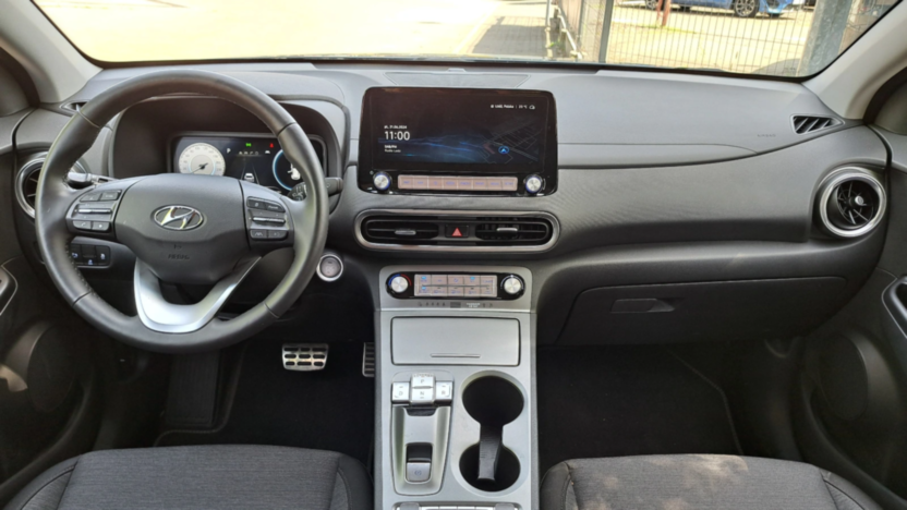 HYUNDAI Kona Kona Electric 64kWh Smart