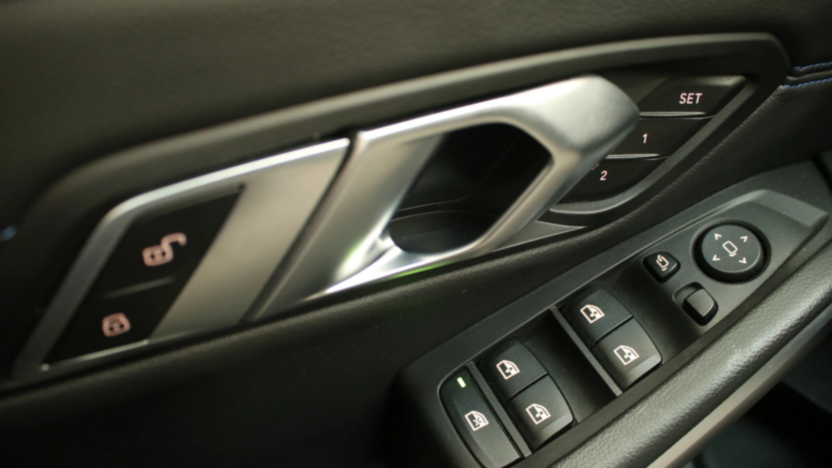 BMW Seria 3 318i M Sport aut